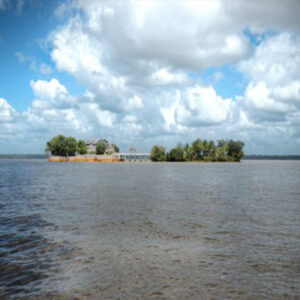 5 Island Hopping on the Essequibo Tour